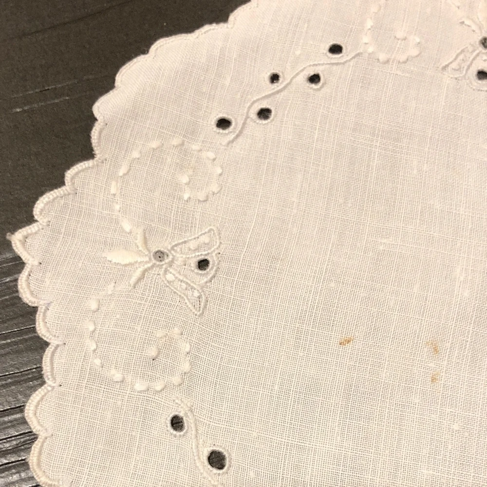 White Embroidered Linen Set (11)